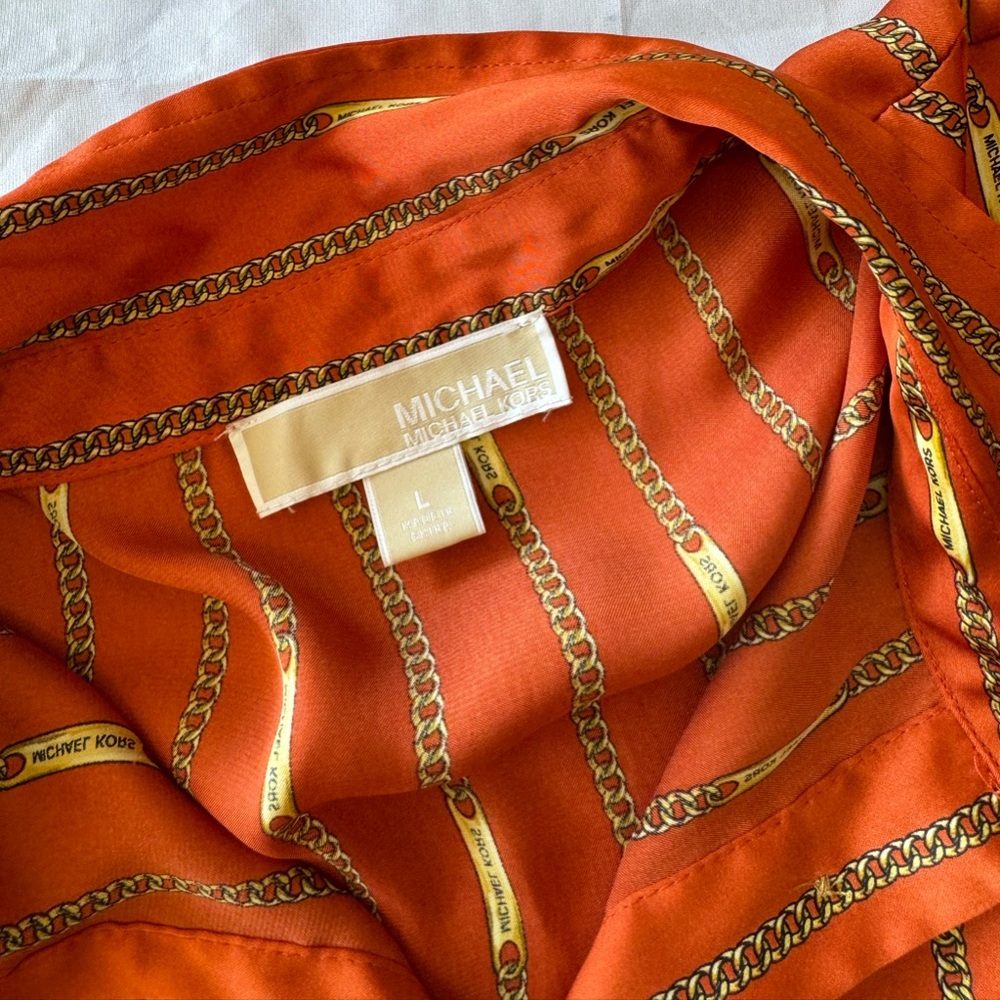 SOLD♥️FINAL SALE💐 MICHAEL KORS chain print button down shirt ✨ - Picture 13 of 15